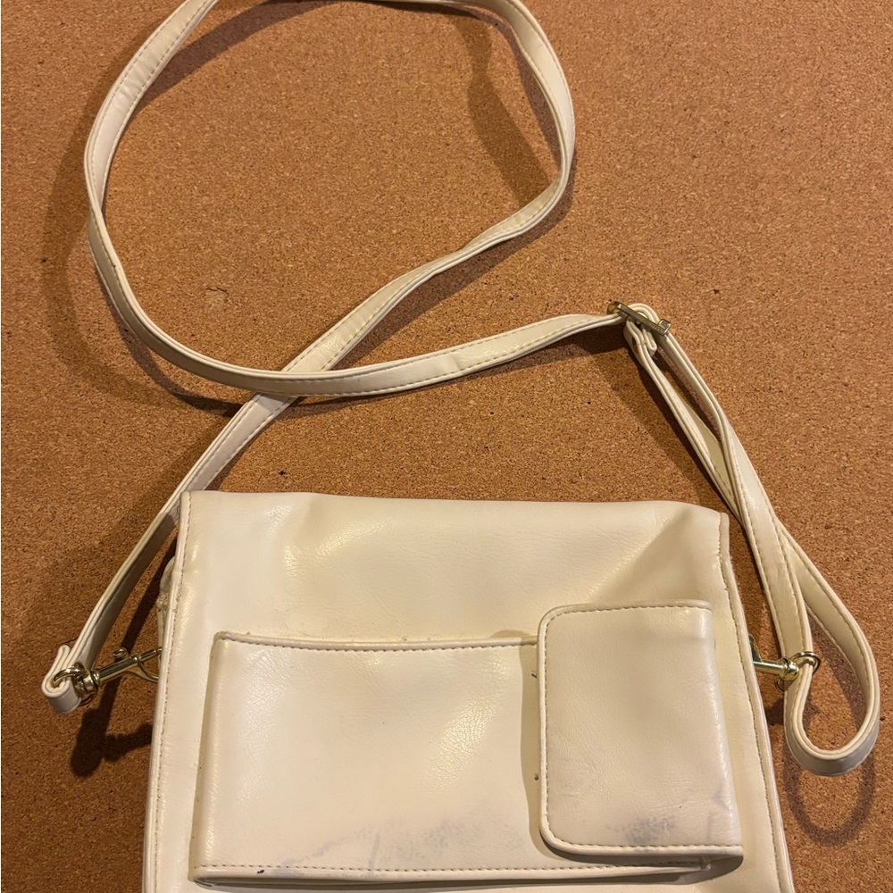 Elegant Cream Shoulder Bag